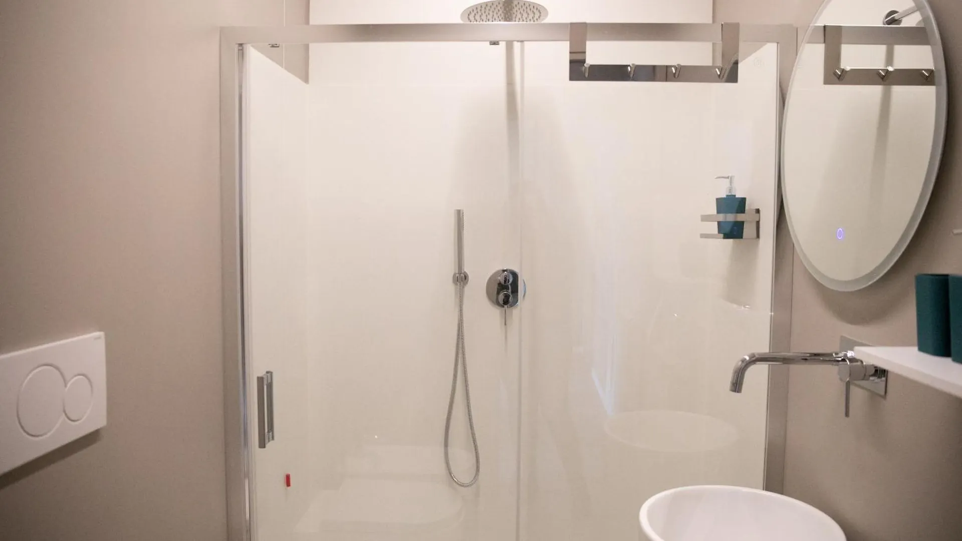 Lovere Lake Apartments - Vacanze Sul Serio 0*,  Italie